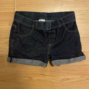 Circo super stretch shorts size M7/8